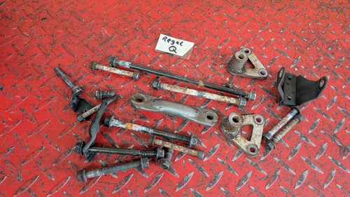 Motor mount screws bolt holder